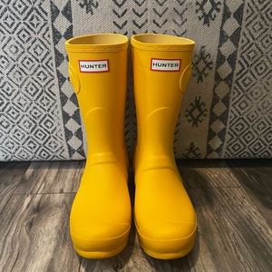 Hunter Rain Boots!!